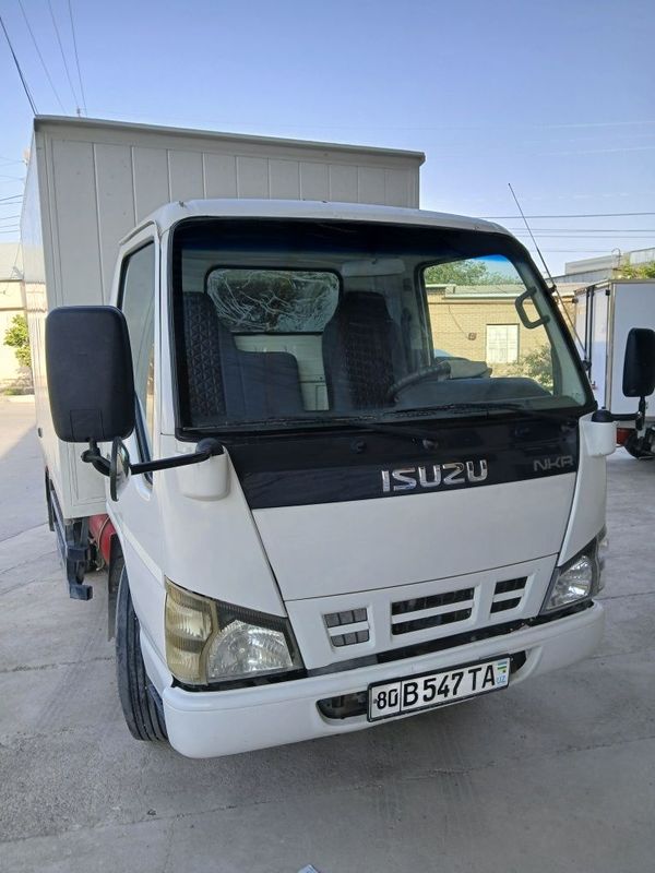 isuzu 2.5 сотилади isuzu 2.5 сотилади