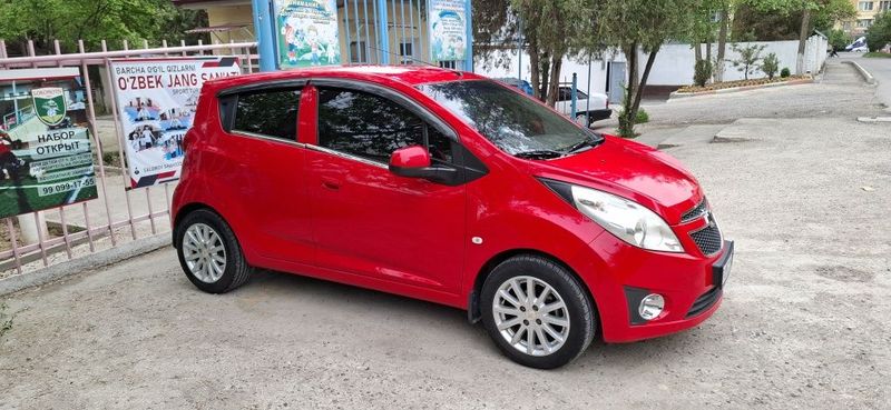 Chevrolet Spark 100% чисто Chevrolet Spark 100% чисто