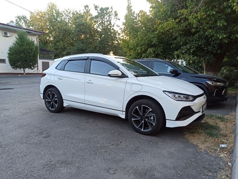 Продам свой BYD E2 (2023, luxury). Отл. состояние. 27.500 км пробег.