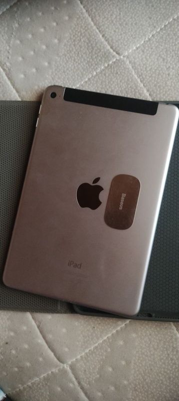 iPad 4 mini icloudga tushgan