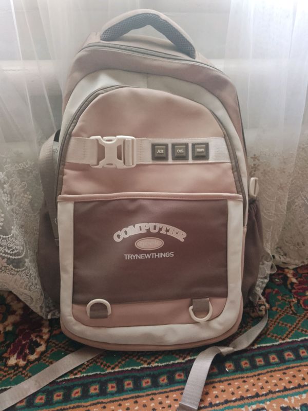 popka sotiladi qizlar uchun va bollar uchun ham taqilgan