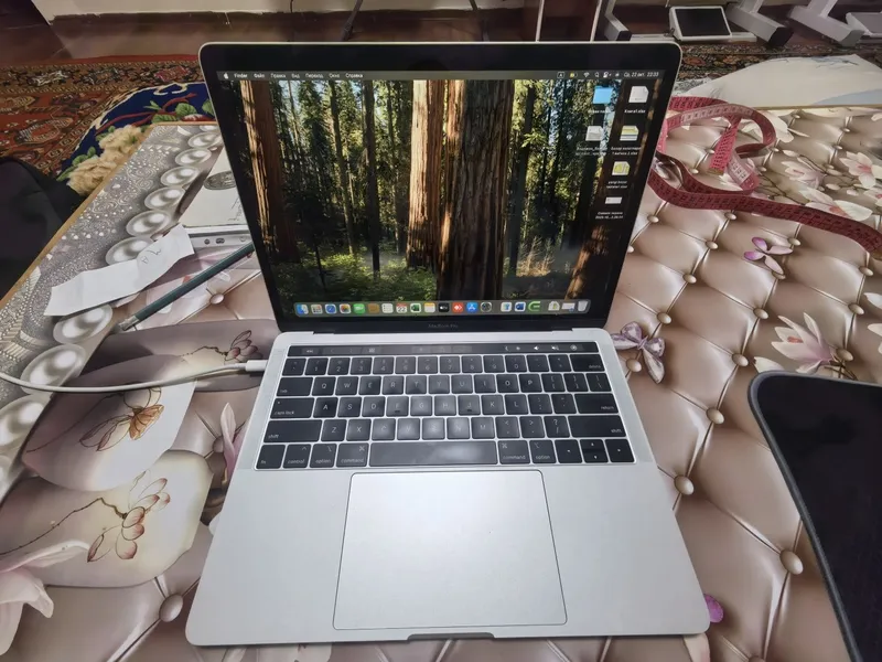 Mac Book Pro ни тиниги Mac Book Pro ни тиниги