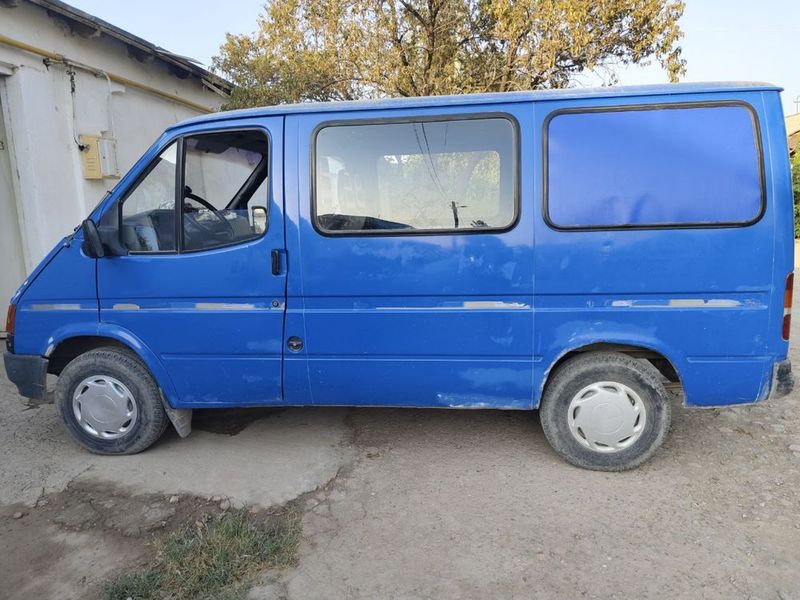 Ford sotiladi ishlab turipdi Ford sotiladi ishlab turipdi