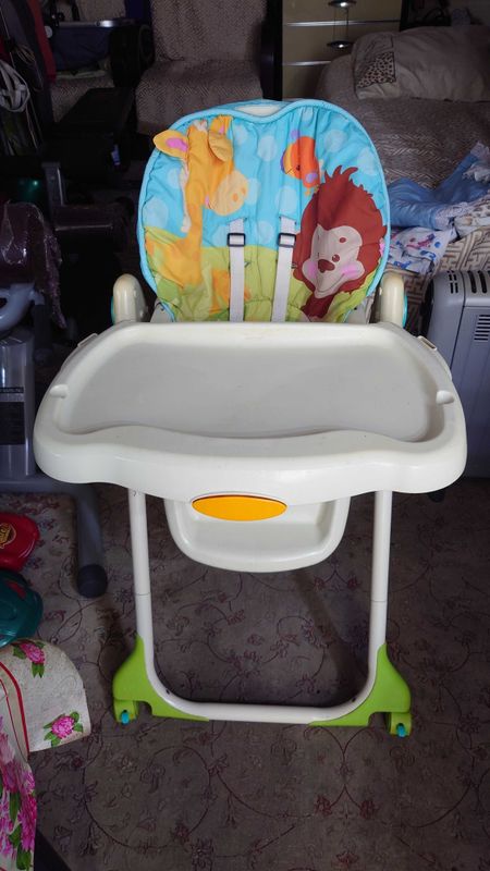 Стульчик для кормления Fisher Price Easy Fold