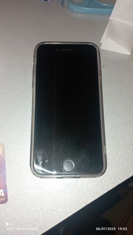 iPhone 7 128 GB sotladi sirochna narxi 700000 iPhone 7 128 GB sotladi sirochna narxi 700000