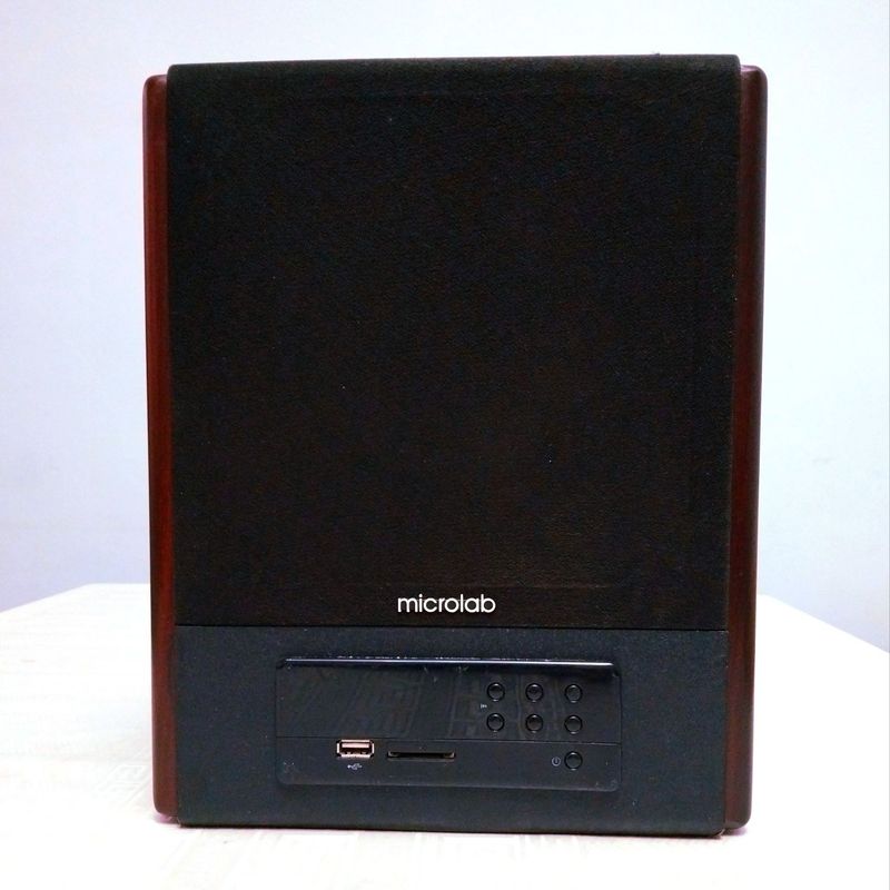 Сабвуфер Microlab FC530U (без колонки)