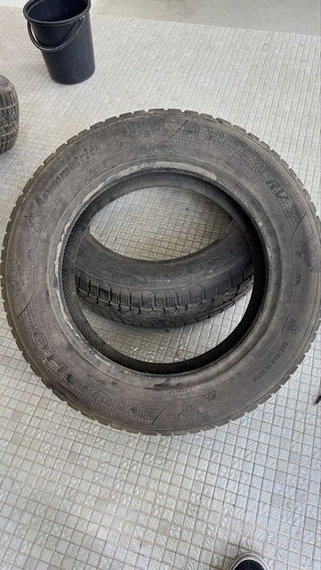 235/60/18 kumho asymmetric shina sotiladi b/y 235/60/18 kumho asymmetric shina sotiladi b/y