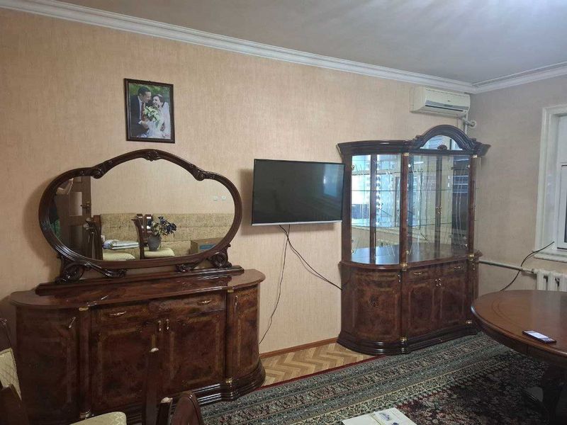 Срочно продаётся гостинная мебель ! Срочно продаётся гостинная мебель !