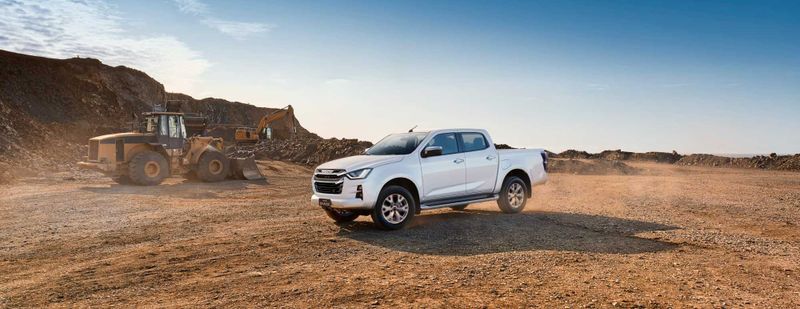 ISUZU D-MAX Oksus 2023 Пикап