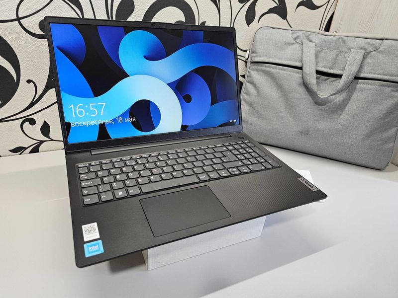 ПРОДАМ Lenovo V15G2 2024 Офисный Ноутбук DualN4500/4GB/256SSD/15.6"FHD ПРОДАМ Lenovo V15G2 2024 Офисный Ноутбук DualN4500/4GB/256SSD/15.6"FHD