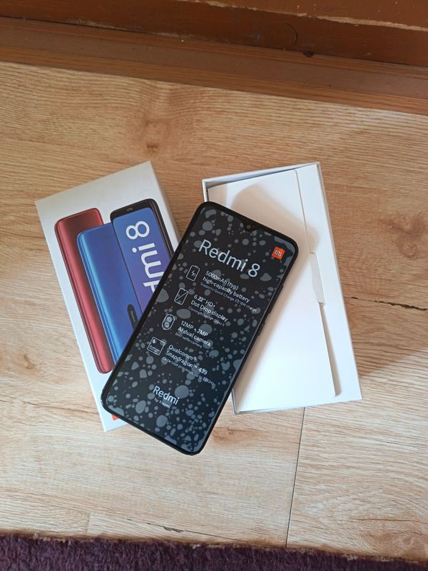 Redmi 8. 3/32 рабочи аппарат смартфон