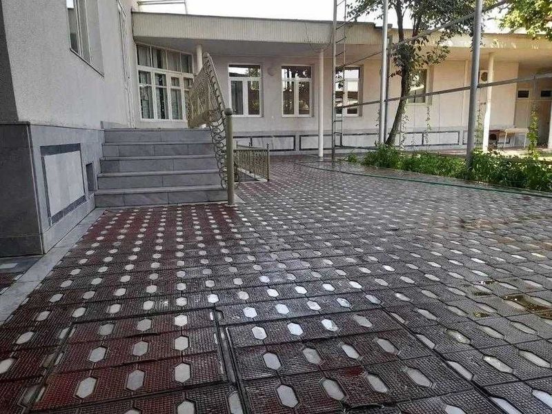 В аренду просторный 12-комнатный дом в Сергели В аренду просторный 12-комнатный дом в Сергели