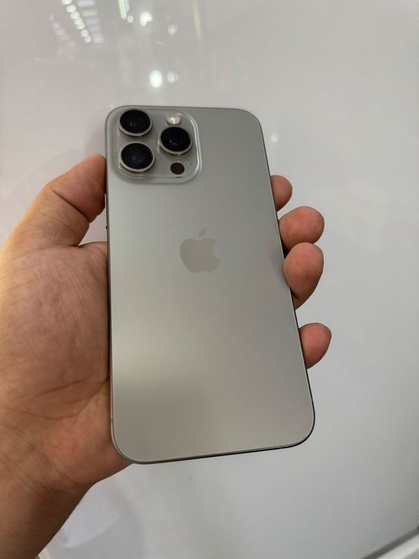 Iphone 15 pro max karobkaliy Iphone 15 pro max karobkaliy