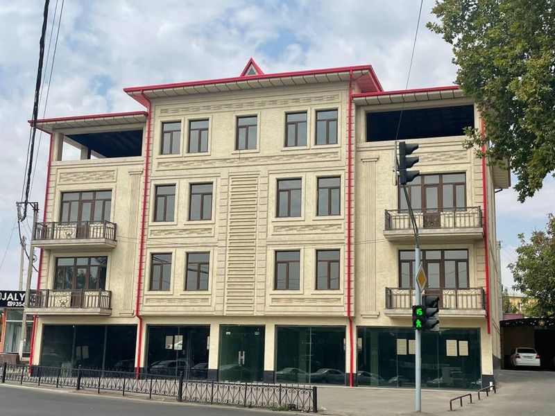 Продается нежилое помещение 242 кв м Продается нежилое помещение 242 кв м