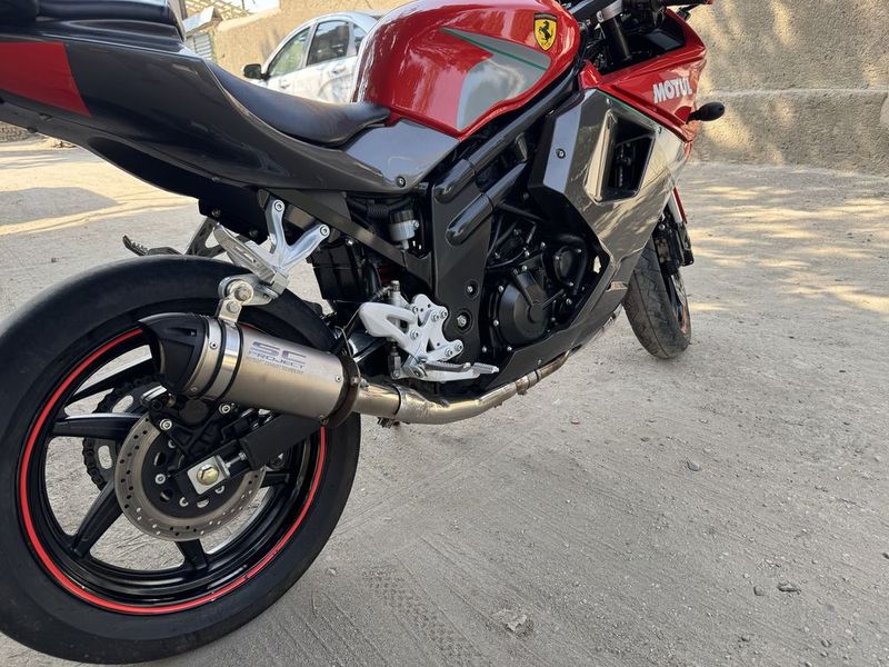 Продам Hyosung 650gt Продам Hyosung 650gt