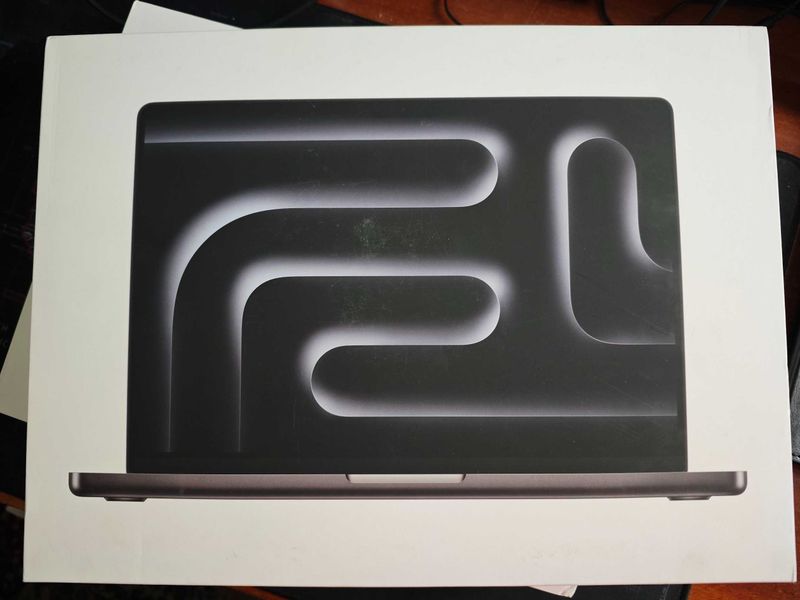 Новый MacBook Pro 14 с M4 PRO чипом 24/512GB 12CPU 16GPU