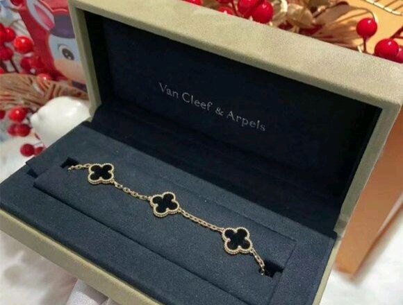 van cleef braslet