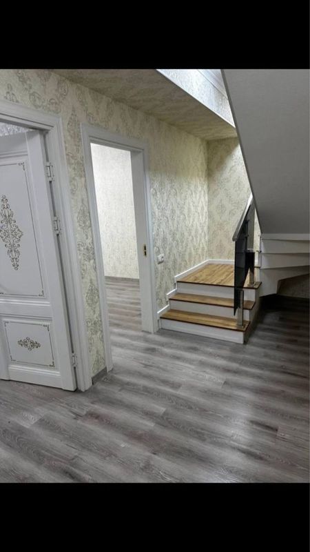 Сергели Ул. Навруз. 3/1/4. 89м2 Ц: 67000$ Сергели Ул. Навруз. 3/1/4. 89м2 Ц: 67000$