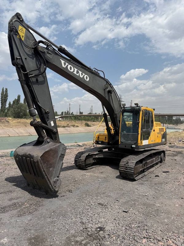Zanjirli Ekskavator Volvo EC 210B LC Zanjirli Ekskavator Volvo EC 210B LC