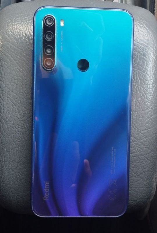 Redmi note 8 , Rangi koʻk , Xotira 32 gb , Umuman aybi yo , qotmaydi