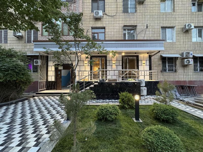 ЦУМ | Смарт - Продается нежилое помещение вдоль дороги 95м2 ЦУМ | Смарт - Продается нежилое помещение вдоль дороги 95м2