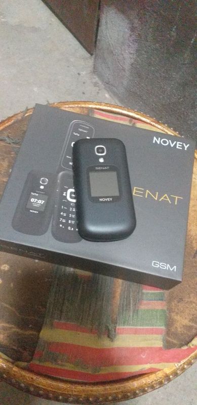 Novey senat GSM 32GB Novey senat GSM 32GB