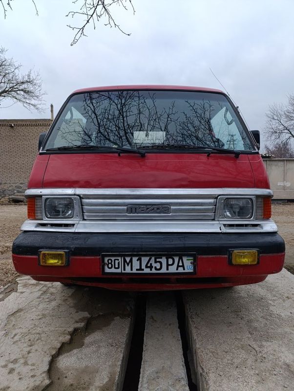 mazda metanga ruxsati bor 1993-yil yaxshi sostayanada