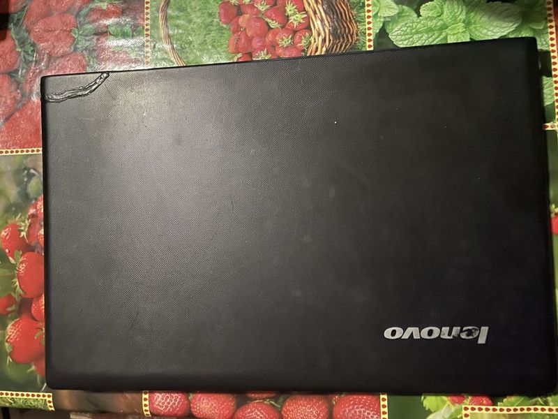 Lenovo G505. Bor
