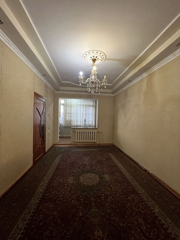 Chilonzor 14 kvartal, Продается 2 kom 4 etaj, 1.5*6, 50m2