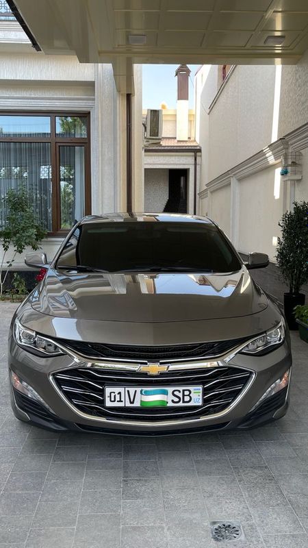 Malibu 2 Premier Malibu 2 Premier