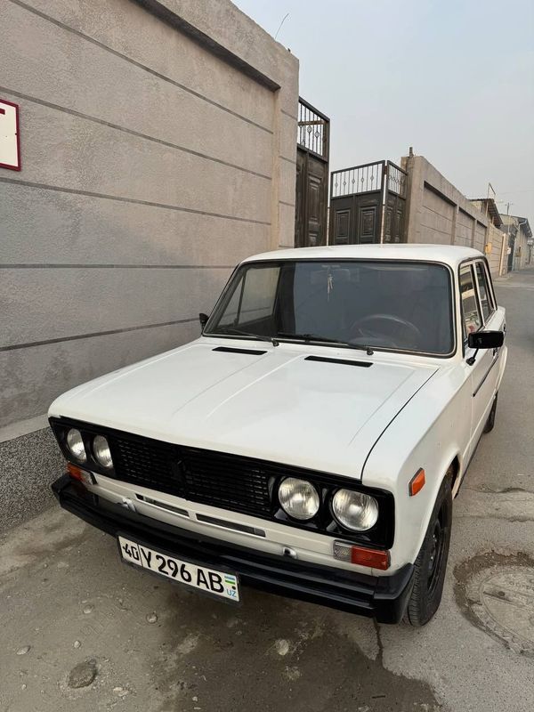 Vaz 2106 jiguli yaxshi xolatda temir metan propan benzinhamasida yurad