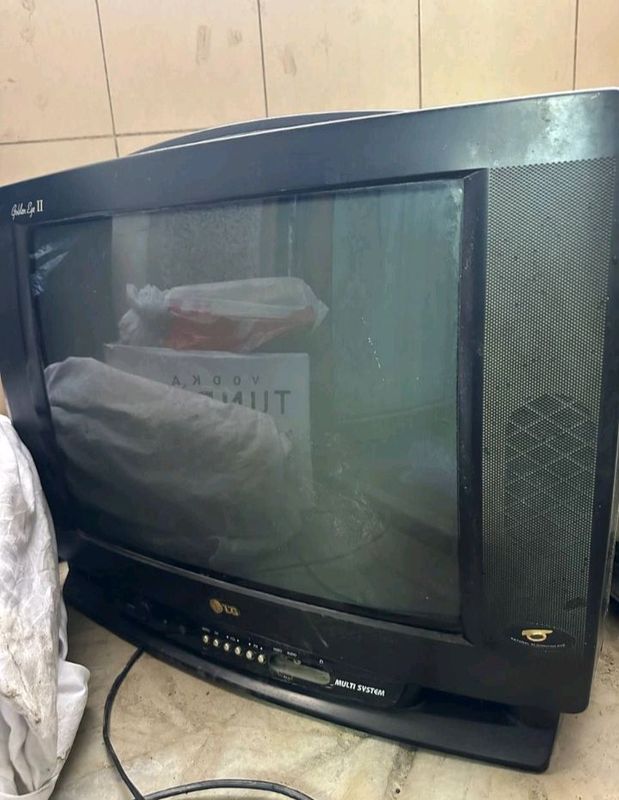 срочно продам телевизор срочно продам телевизор