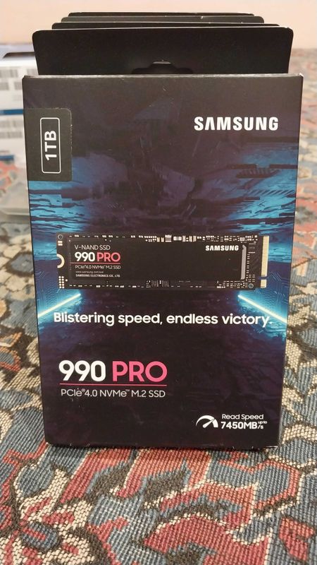Новый SSD NVMe Samsung 990 PRO Series 1TB. Новый SSD NVMe Samsung 990 PRO Series 1TB.