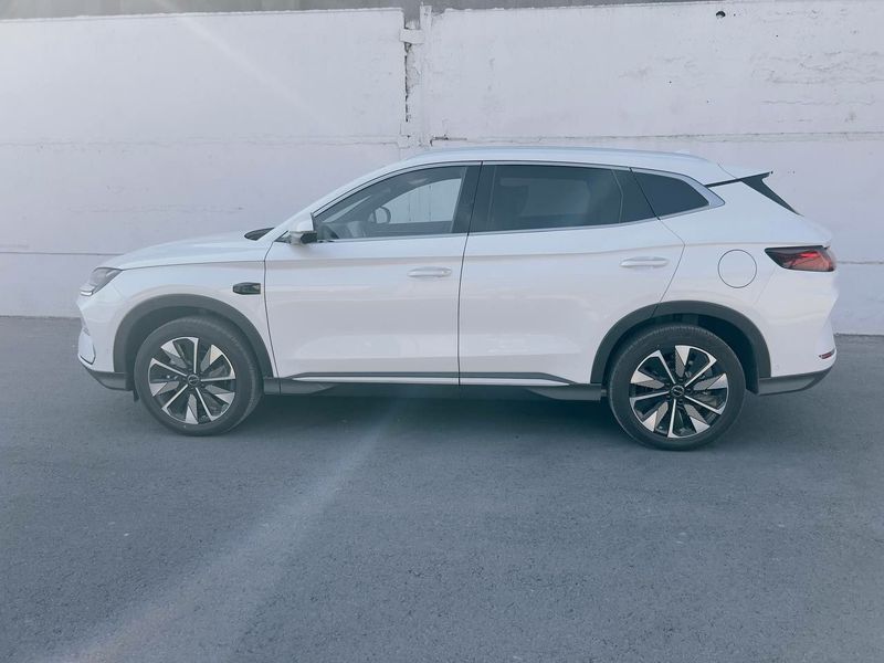 BYD SONG PLUS Champion 605km. Smart drive. Full. Нотариусга таёр BYD SONG PLUS Champion 605km. Smart drive. Full. Нотариусга таёр