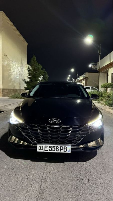 ELANTRA 2021 eleganse plus 21000