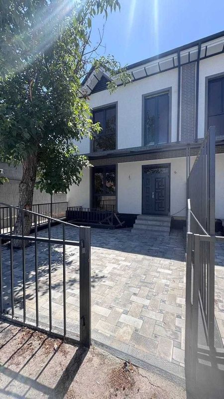 Евро Дом 2 этажа 150м2 4 комнаты вьезд для авто метро Технопарк Евро Дом 2 этажа 150м2 4 комнаты вьезд для авто метро Технопарк