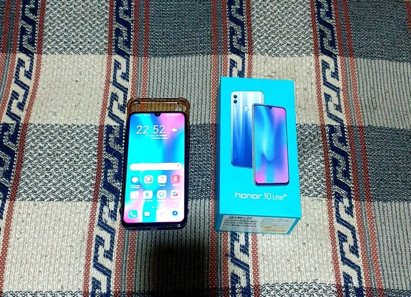 Продам Honor 10 LITE. 3/32.