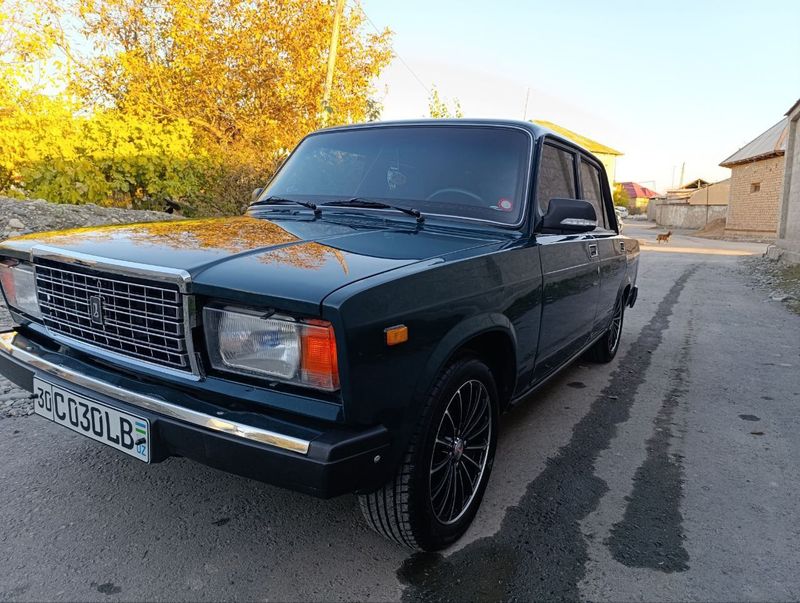 Vaz 21 07sotiladi