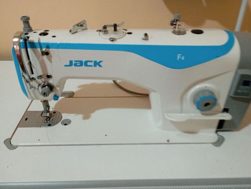 Тикув машинаси Jack F4 4,000,000 Тикув машинаси Jack F4 4,000,000