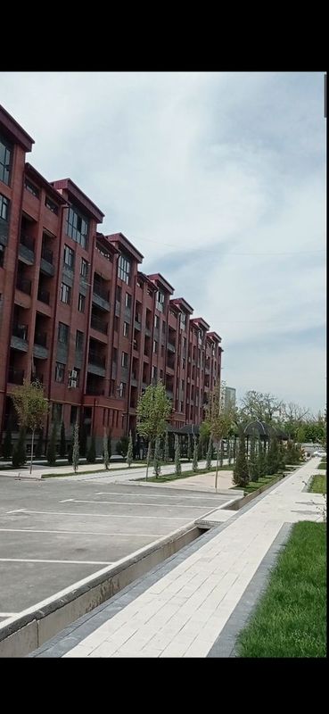 Uy sotiladi. Narxi 45.000$. Navastroyka. Gʼishtli. Karobka xolatida. Uy sotiladi. Narxi 45.000$. Navastroyka. Gʼishtli. Karobka xolatida.