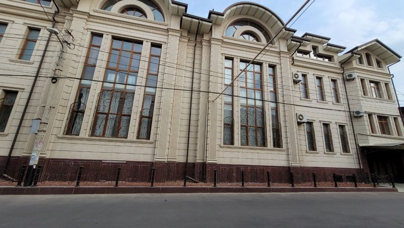 Срочно продам уютную дом 12 суток Шайхантохурский район улица Фаровон Срочно продам уютную дом 12 суток Шайхантохурский район улица Фаровон