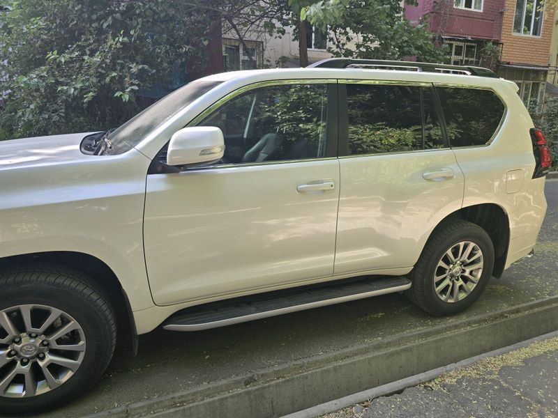 Toyota Prado 150 sotiladi