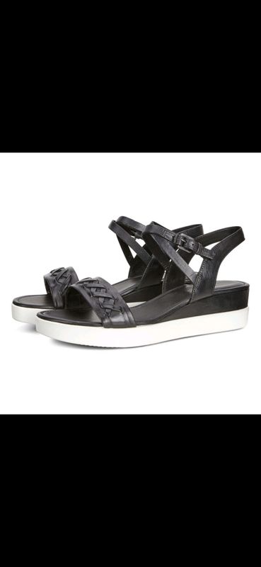 Босоножки ECCO TOUCH SANDAL PLATEAU размер 37