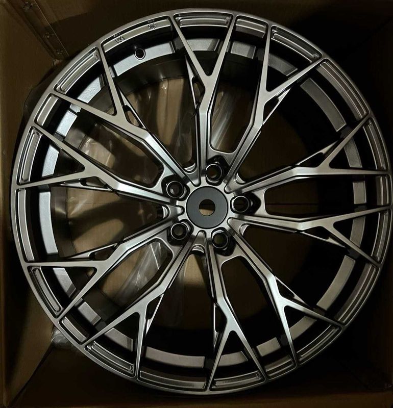 Продаются Диски R20 /5x114 в ассортименте.