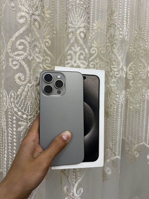 Iphone 15 pro max 99% yomks SIM Iphone 15 pro max 99% yomks SIM