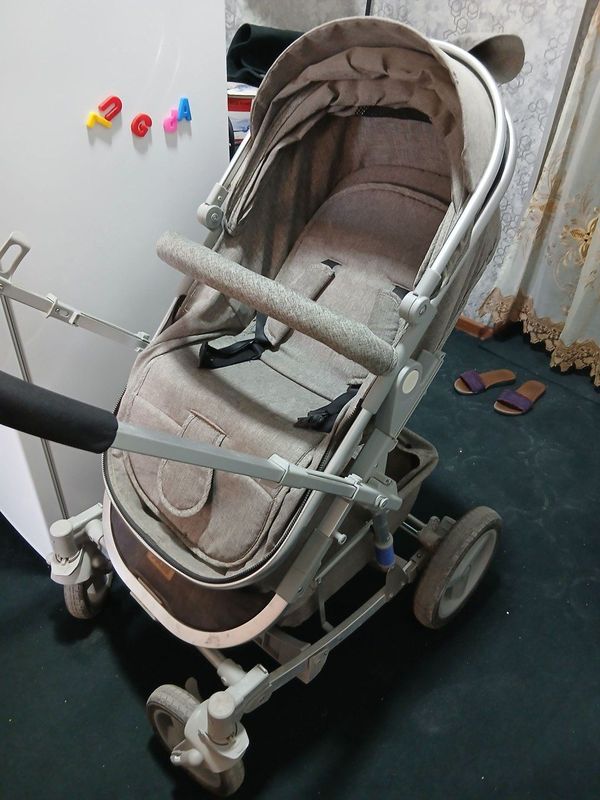 Kolyaska sotiladi Kolyaska sotiladi