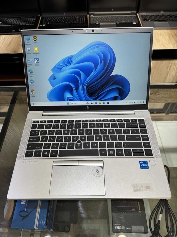 HP ELITBOOK 840 G 8 Core i5-1135G7 ram 16 ssd 512