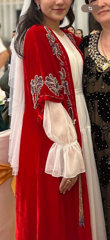 Abaya / ansambl kelinchaklar uchun / ансамбль- абая для невест Abaya / ansambl kelinchaklar uchun / ансамбль- абая для невест