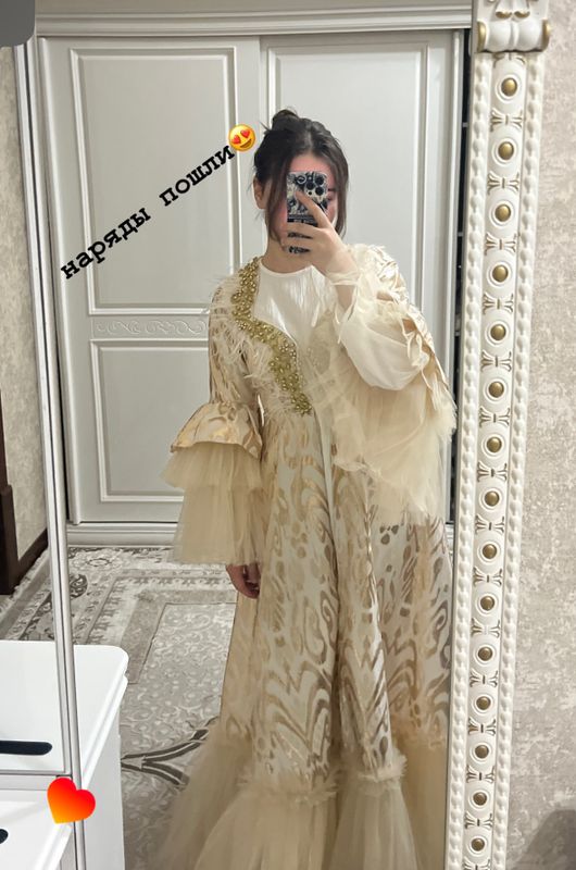 ansambl koylek. 2 marta 350.000 ga beraman