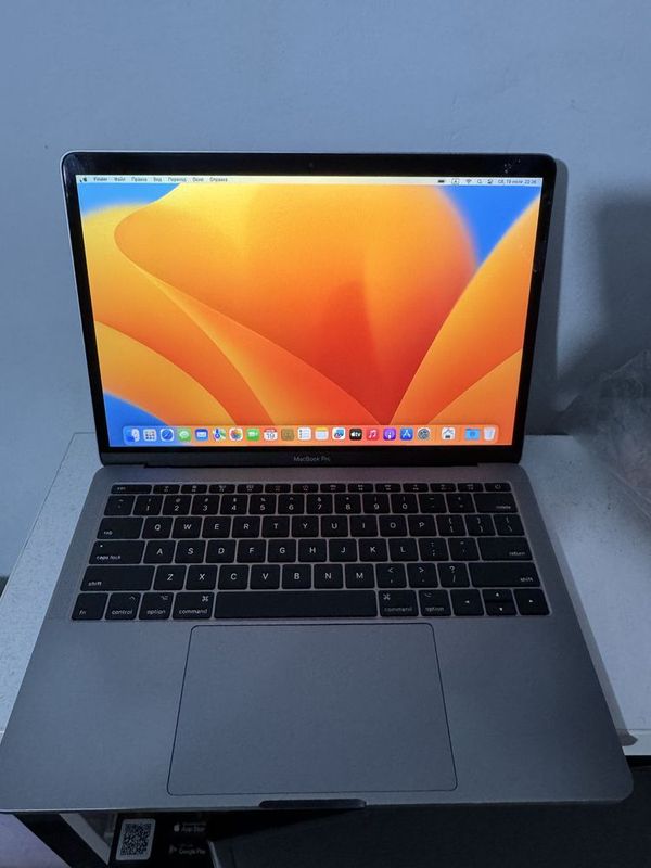Macbook pro 2017/i5/8/256 Macbook pro 2017/i5/8/256